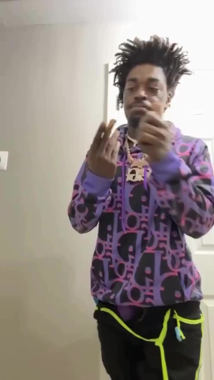 Nojumper 1905793538144792757 01.jpg